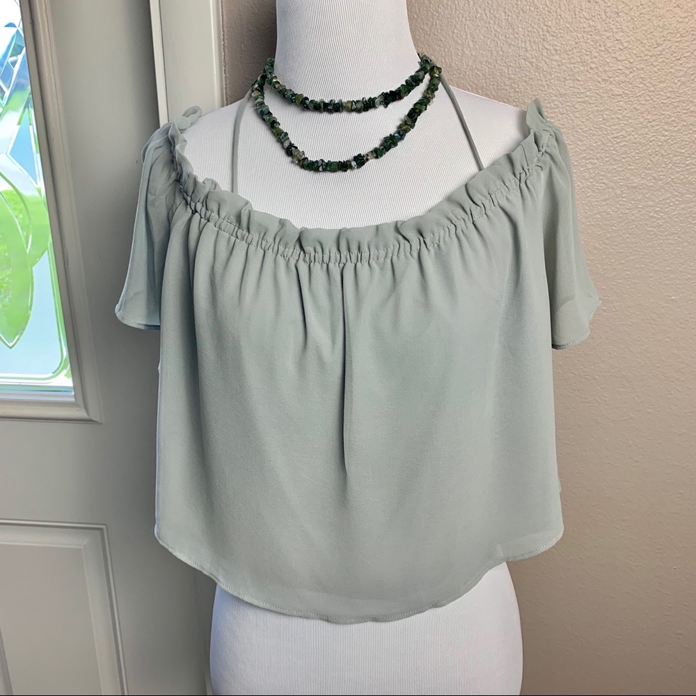 TOBI cold shoulder gray crop top